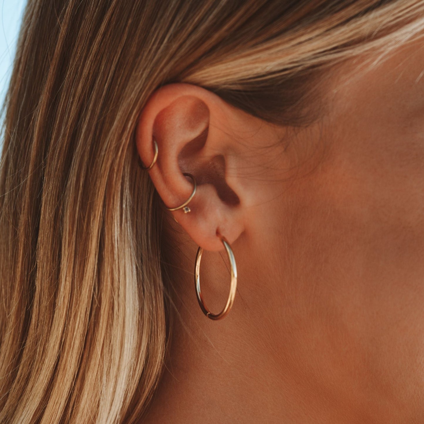 Thin Hoop Earrings 