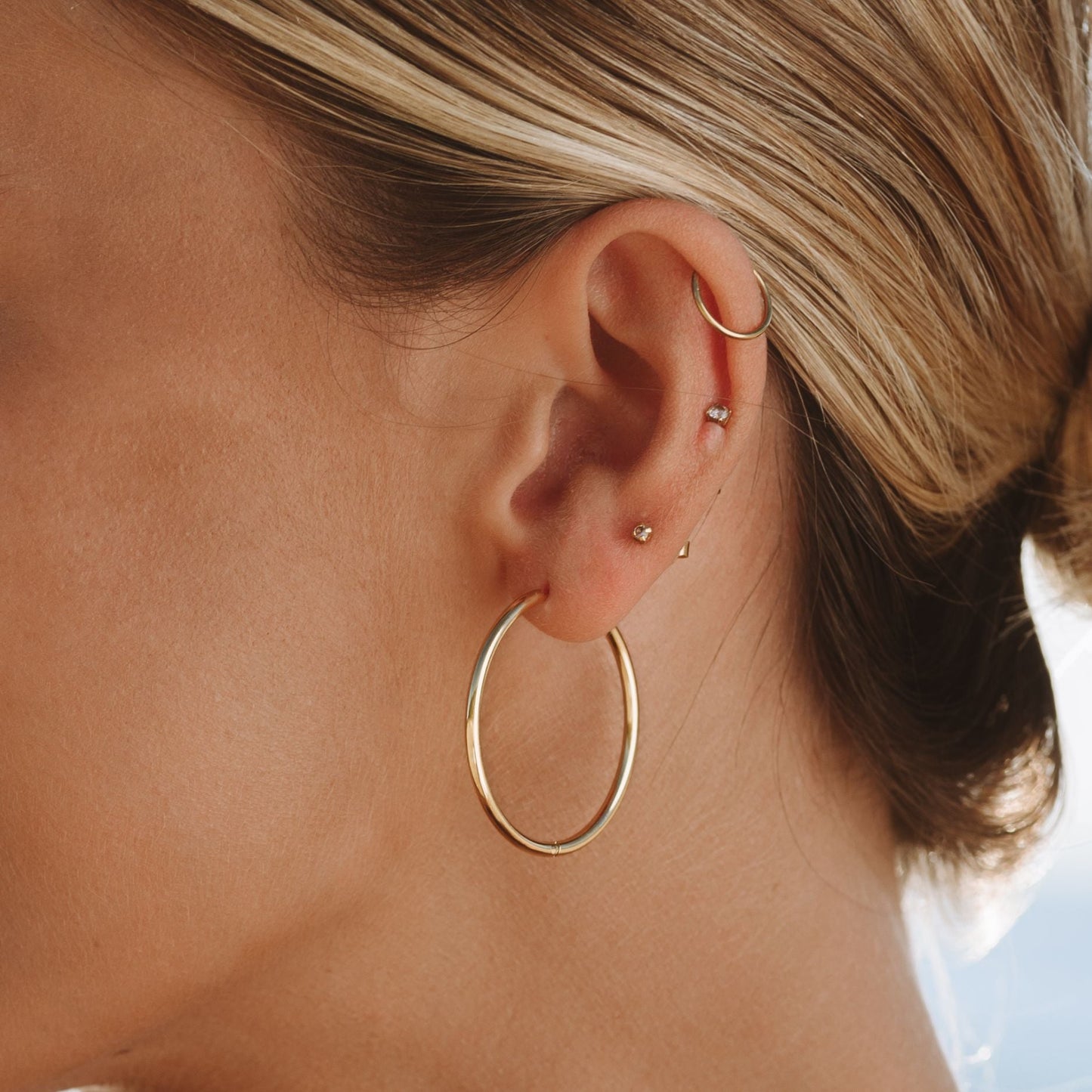 Thin Hoop Earrings 